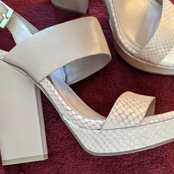 Vince Camuto Womens Ashes Lt Biege Combo Strappy Platform Sandals. 8M. NIB. - Picture 5 of 13